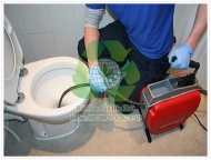 Bồn cầu bốc mùi hôi mỗi lần xả nước do nguyên nhân nào