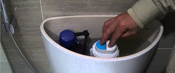 Do van xả bị hỏng