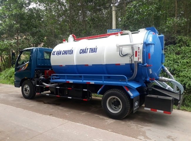 C&ocirc;ng ty cho thu&ecirc; xe bồn vận chuyển b&ugrave;n vi sinh nhận được đ&aacute;nh gi&aacute; cao của kh&aacute;ch h&agrave;ng