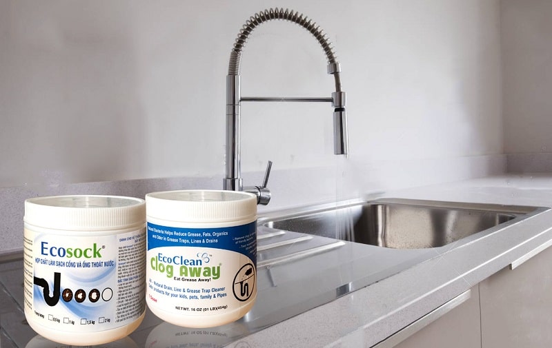 th&ocirc;ng bồn rửa ch&eacute;n bị nghẹt do dầu mỡ bằng hợp chấp Ecosock