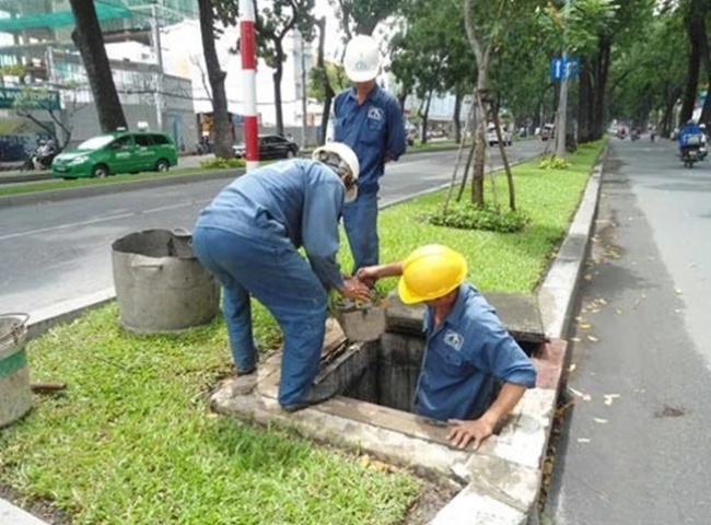 Kiểm tra nạo vét hố ga Huyện Củ Chi định kỳ