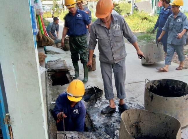 Thi công nạo vét hố ga Huyện Hóc Môn