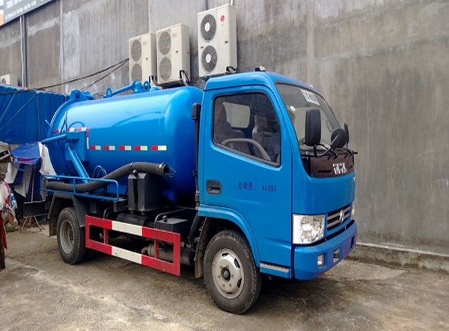 Rút hầm cầu Huyện Bến Lức uy tín, hút sạch 99% - LH: 090 220 8925