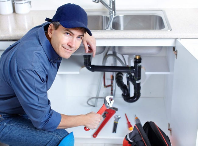 Nên sử dụng dịch vụ thông bồn rửa chén Quận 9 thường xuyên