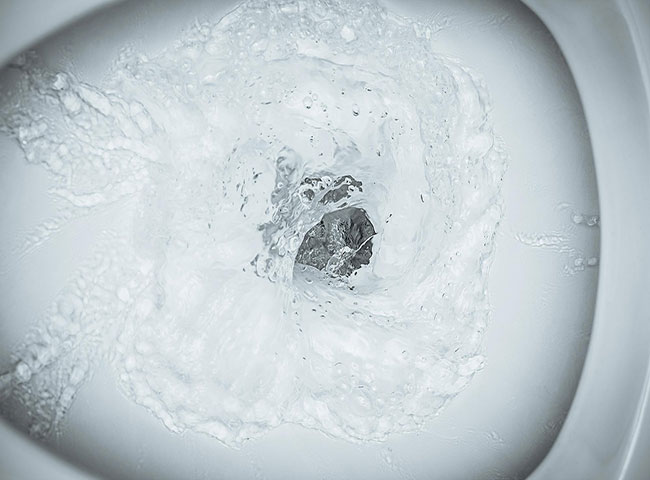 Dấu hiệu bồn cầu bị nghẹt