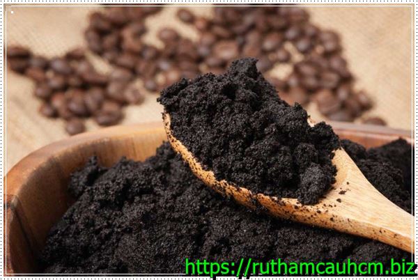 Tận dụng bã cà phê, xác trà khử mùi hôi phòng ngủ 