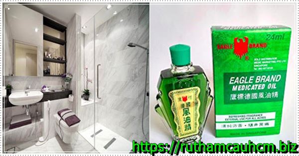 Xử lý mùi hôi nhà vệ sinh bằng dầu gió xanh.